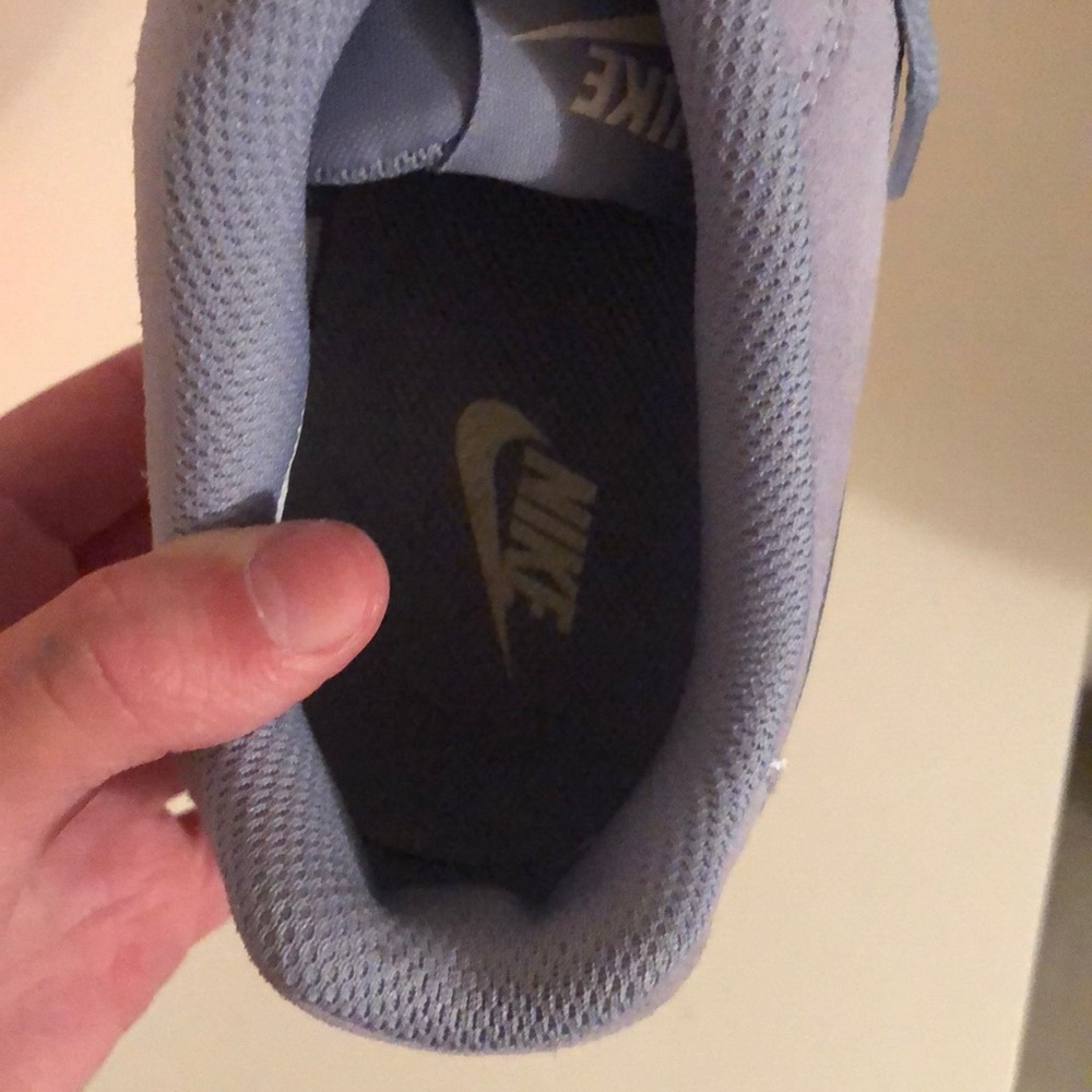 | Purple/Blue Nike’s | - Picture 5 of 8